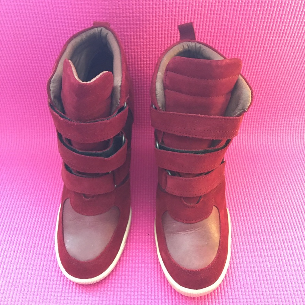 Wedge sneakers